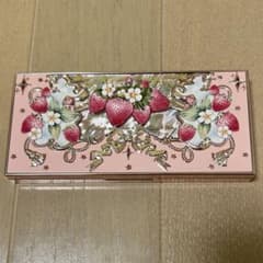 フラワーノーズ　アイシャドウパレット　ストロベリーロココ　使用済みのサムネイル