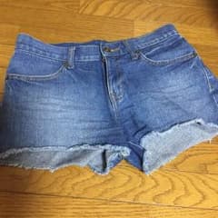 デニムショートパンツのサムネイル