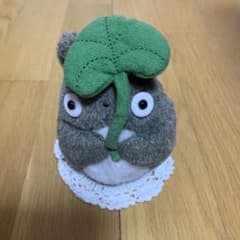 トトロのぬいぐるみのサムネイル