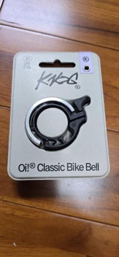 美品 KNOG Oi Classic Bike Bell LARGE 自転車ベルのサムネイル