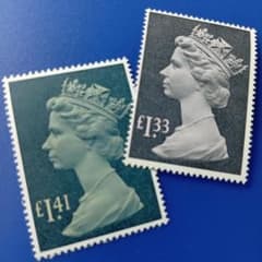 外国切手 英国 エリザベス女王 切手 £1.33 £1.41 2枚セット - メルカリ