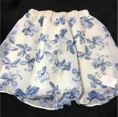 ロイヤルパーティー 花柄スカートのサムネイル