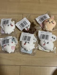 ちいかわだらけくじ　E賞　全身ぬいぐるみバッジ　コンプ　まとめ売りのサムネイル