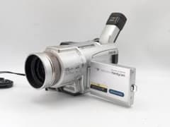 【良品】SONY ビデオカメラ MiniDVハンディカム DCR-TRV70 デジタイズ向けハンディ】SONY MiniDV DCR‑TRV70 - メルカリ