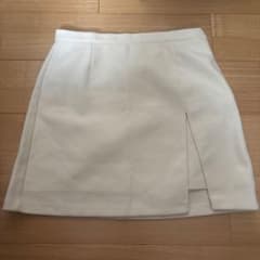 ジーユー ミニスカート スリット 無地 白 XL デートのサムネイル