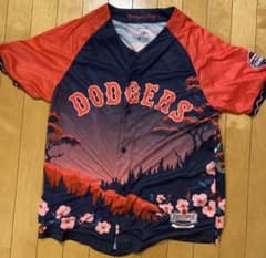 LA Dodgers Heritage Night ユニフォームのサムネイル