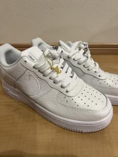 NIKE エアフォース1 VUITTONロゴのサムネイル