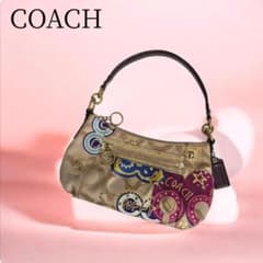 COACH Poppy ワンショルダーバッグ キャンバスハート スタッズ Y2K COACH Poppy ワンショルダーバッグ キャンバスハート スタッズ Y2K