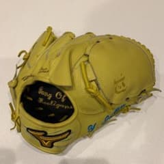野球　グローブのサムネイル