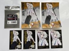 東京喰種 鈴屋什造トレーディングフォトカード4枚＆缶バッチ1＆特典プロマイド2枚のサムネイル