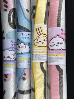 치이카와 토끼 꿀벌 모몬가 네소베리 러그 4점 세트 매트
