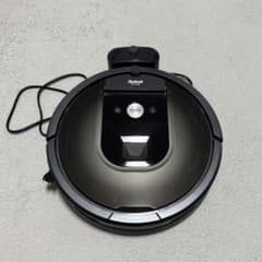 ルンバ iRobot Roomba ロボット掃除機 本体 - メルカリ