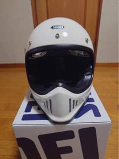ショウエイ　EX−ZERO　オフホワイト　XXL　中古のサムネイル