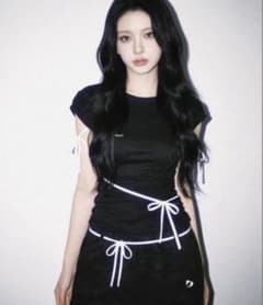 dearanddust Side Ribbon Muse Tee ブラック - メルカリ