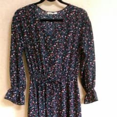 RAY CASSIN  小花柄ワンピースのサムネイル