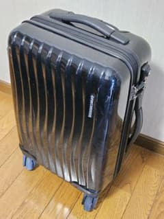 フリクエンター 約33L スーツケース 機内持込可 FREQUENTERのサムネイル