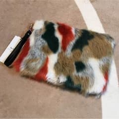 新品未使用 ミックス ファークラッチバッグ 2WAYのサムネイル