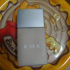 RMK UV リクイドファンデーション 103のサムネイル