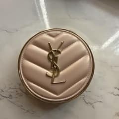 YSL クッションファンデーションのサムネイル