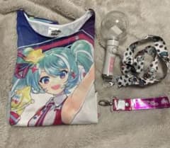 マジカルミライ2022 10th Tシャツ　ペンライト　銀テープ　初音ミクのサムネイル