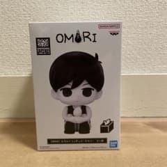 OMORI おすわりフィギュア -オモリ- - メルカリ
