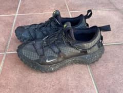 NIKE ACG マウンテン フライ LOW ゴアテックス 27cm GTXのサムネイル