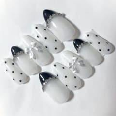 現品❤︎ブラックフレンチ×ドット ネイルチップ 韓国 ワンホン リボン 