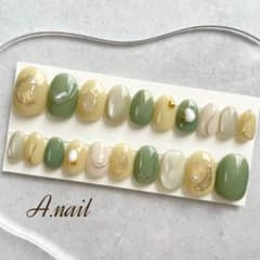 【ニュアンスネイルチップ】フルサイズ グリーン イエロー 成人式 振袖 前撮りのサムネイル