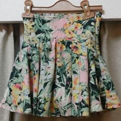 snidel girlボタニカル柄スカートのサムネイル