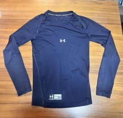 Under Armour ネイビー アンダーシャツ SMのサムネイル