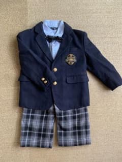 110センチ　男児フォーマルスーツのサムネイル