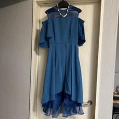 お値下げしました❣️Rire Fete 新品　肩出し長めワンピース♡のサムネイル