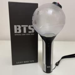 防弾少年団 オフィシャルライトスティック VER.2 「2017 BTS LI…のサムネイル