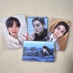 BTS SUGA 公式トレーディングカード 4枚セットのサムネイル