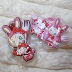 メゾピアノ×ハローキティ　カプセルラバーマスコットのサムネイル