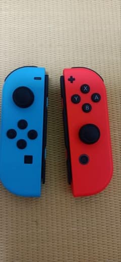 Nintendo Switch Joy-Con ネオンブルー ネオンレッドのサムネイル