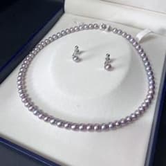 【TASAKI 希少色】パープル　本真珠　ネックレス イヤリング 箱付　テリ強 TASAKI 希少色】パープル 本真珠 ネックレス イヤリング 箱付 テリ強