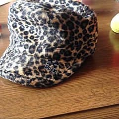 ヒョウ柄帽子のサムネイル