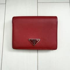 PRADA二つ折り財布(レッド)のサムネイル
