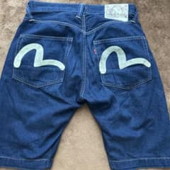 evisu デニムショーツ 花柄大黒刺繍 レギュラーフィット デニムショーツ – EVISU