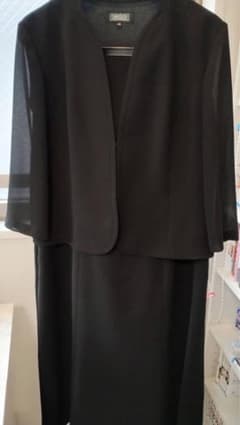 洋服の青山 喪服 ワンピーススーツ 11号のサムネイル