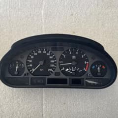BMW E46 スピードメーター 320iのサムネイル