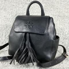 ✨極美品✨トリーバーチ テア ミニ リュック レザー タッセル フリンジ 黒 ✨極美品✨トリーバーチ テア ミニ リュック レザー タッセル フリンジ