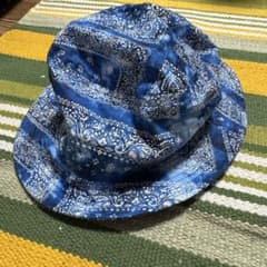 New Era バンダナ柄 バケットハット L/XLのサムネイル