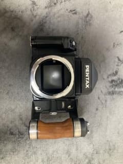 【美品・OH済】PENTAX 67Ⅱ AEファインダー ウッドグリップ付 完動美品】PENTAX 67II AEボディ＋純正木製グリップ - メルカリ