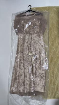 Floral lace long dress with pearl bead belt.