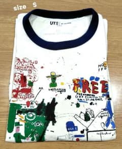 ユニクロ　Ssize　UT ARCHIVE カラフルTシャツのサムネイル
