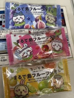 ちいかわ まるで島フルーツタオル 3種セット　セブンイレブンのサムネイル
