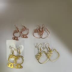 ハローキティ ピアス 4点セットのサムネイル