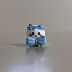 びっくらたまご ちいかわりぼんなみんなハチワレのサムネイル